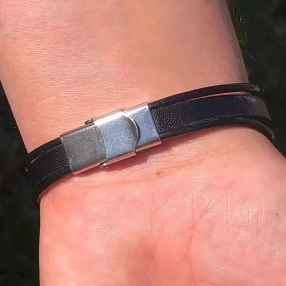 Faux Leather Turquoise Silver Clasp Native Southwestern Style Bracelet NWT New - Picture 2 of 4